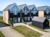 "Ninne" - 50m from the Sea Hotels near Autocampingplads