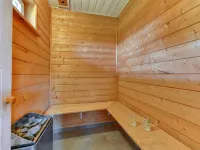 "Liam" - 800m to the Fjord Hotels in Tarm