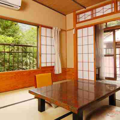 山荘 なぎさ Rooms