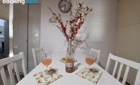 Margherita House - Housity