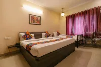 FabHotel Golden Sunrise Inn