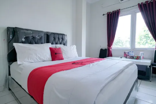 RedDoorz Near Palembang Airport 2