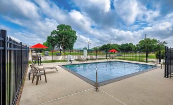 Red Roof Inn Houma - Housity