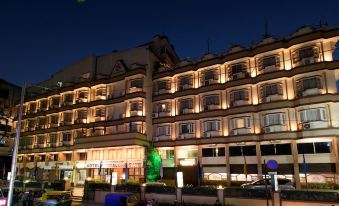 Bangalore Gate Hotel & Conferences