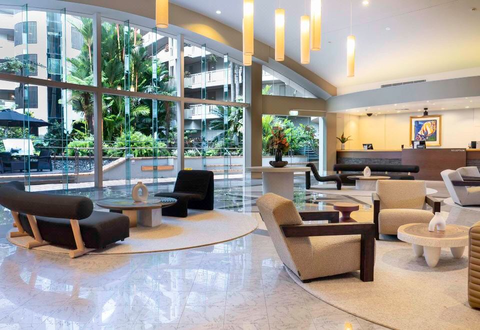 3. 더블트리 바이 ..