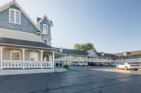 Motel 6 Paris, TX Hotels near Evergreen Cemetery