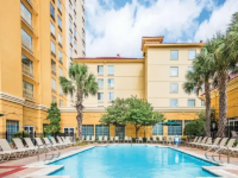 La Quinta Inn & Suites by Wyndham San Antonio Riverwalk ベアのホテル