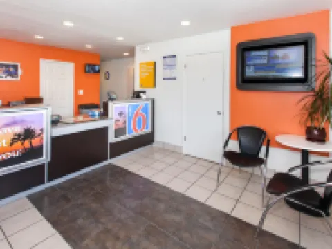 Motel 6 Rosemead, CA - Los Angeles Hotels in Rosemead