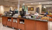 NH雷達皮利耐奧斯酒店 - 早餐