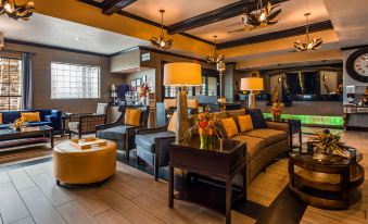 Best Western Plus Emerald Inn  Suites