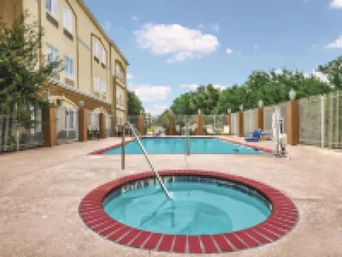 La Quinta Inn & Suites by Wyndham Stephenville Hotels in Stephenville