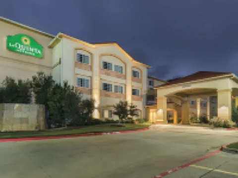 La Quinta Inn & Suites by Wyndham Woodway - Waco South Hotels in Woodway