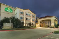 La Quinta Inn & Suites by Wyndham Woodway - Waco South Hotels in McLennan County