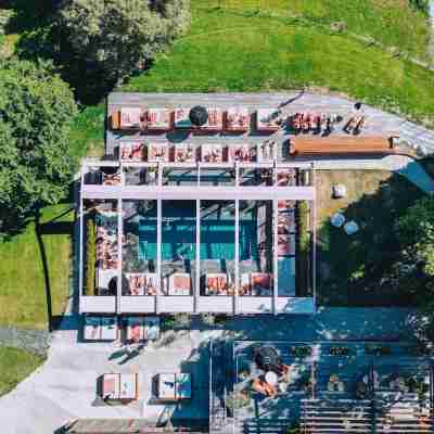 Ellery Beach House Hotel Exterior