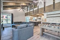 Luxe Village Home by Gondola, Shops & Restaurants! - bar