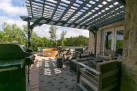 Spicewood Lodge w/Pool, HotTub فنادق في Burnet County