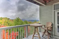 Surrounding Mtn Views! Modern Smokies Retreat - Parkering