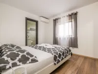 Bura - Homestays