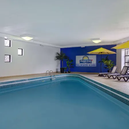 Days Inn by Wyndham Niagara Falls Near the Falls