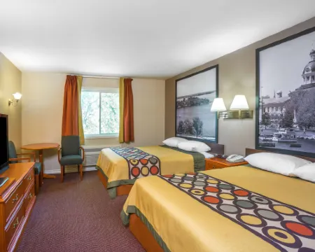 Super 8 by Wyndham Kingston キングストンのホテル