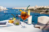 Waterfront - Ocean View