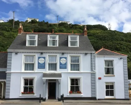 Portreath Arms Hotels in Redruth