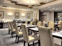 Hotel & Aparthotel Casteau Resort Mons Soignies - breakfast