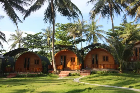 Vida Loca Sunset Beach Resort Отели рядом с достопримечательностью «Лонг-Бич Перлс»