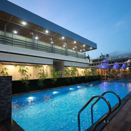 Lakeway Resorts