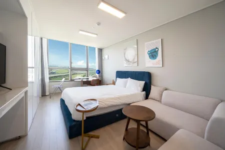UH FLAT THE SONGDO