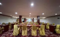 Grand Tahara Hotel Hotels in Hinekombe