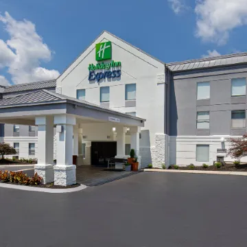 Holiday Inn Express & Suites Kimball by IHG