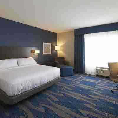 Holiday Inn Express & Suites ST John's Airport Rooms