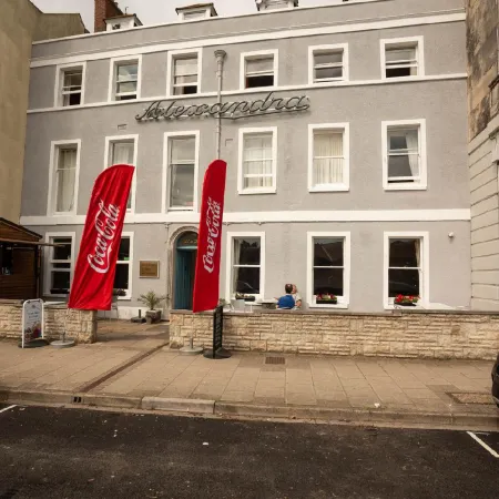 Alexandra Hotel