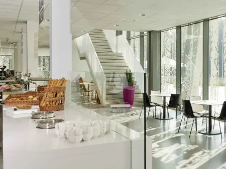 Ibis Heverlee Leuven Отели рядом с достопримечательностью «University Library & Bell Tower»