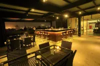 Pasar Baru Square Hotel Bandung - ที่มีบาร์