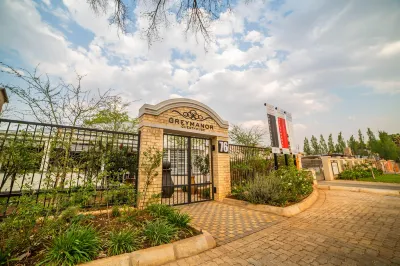 Grey Manor Guesthouse Các khách sạn ở Potchefstroom