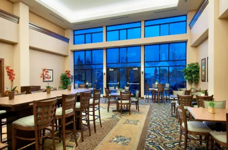 Homewood Suites by Hilton Minneapolis- St. Louis Park at West End Отели в г. Хеннепин