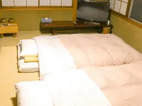 Guesthouse Hikobae Hotele w: Kitakami