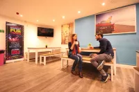 Smart Hyde Park Inn Hostel