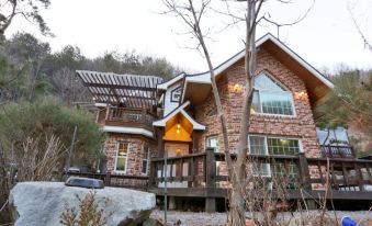 Yangpyeong Pokpo Pension