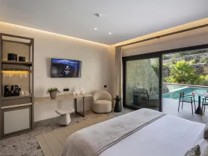 Aeonic Suites and Spa
