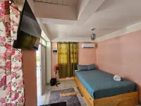 C & M Suites – Your Haven in the City. - バルコニー
