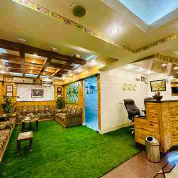 Hotel Regal Palace Others