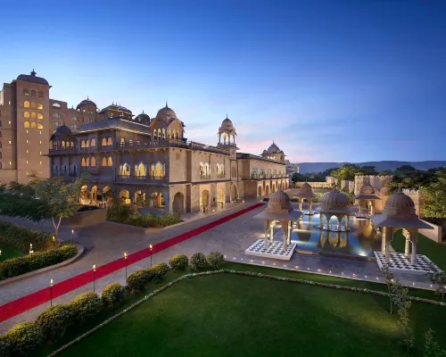 Fairmont Jaipur Hotels near Amer