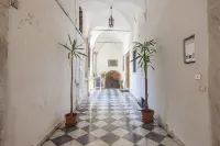 Sky Room Carrara Hydromassage with Parking Hotels in Carrara