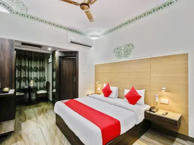 Hotel Arco Palace Hotels in Station Road