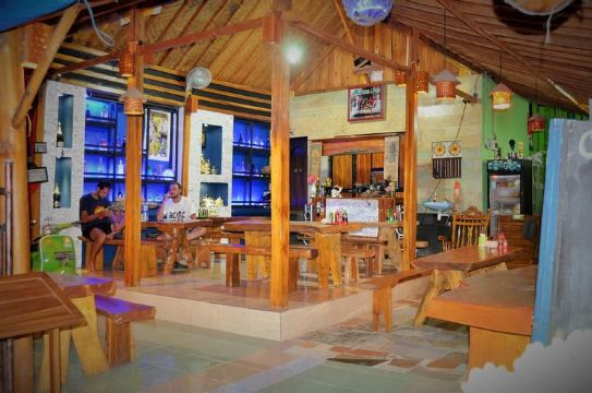 엑소틱 뷰 코티지