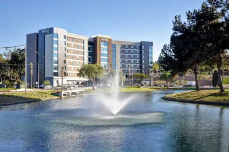 Home2 Suites by Hilton Los Angeles Montebello Отели в г. Монтебелло