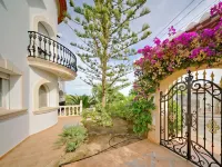 Villa Carpe Diem Hotels near Playa Delarenal, Alicante